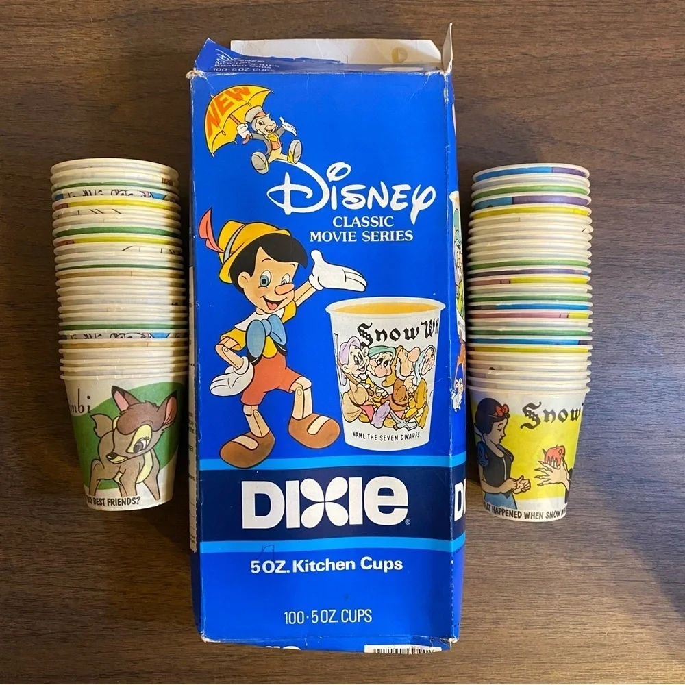 Vintage Disney Classic Movie Series 5 Oz Dixie Kitchen Cups 1986 RARE OPEN READ